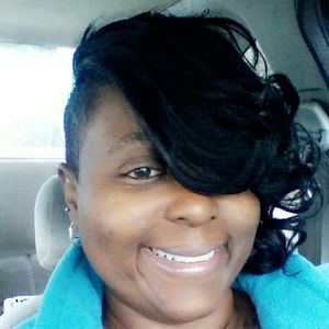 Meet your Posher, Antoniette